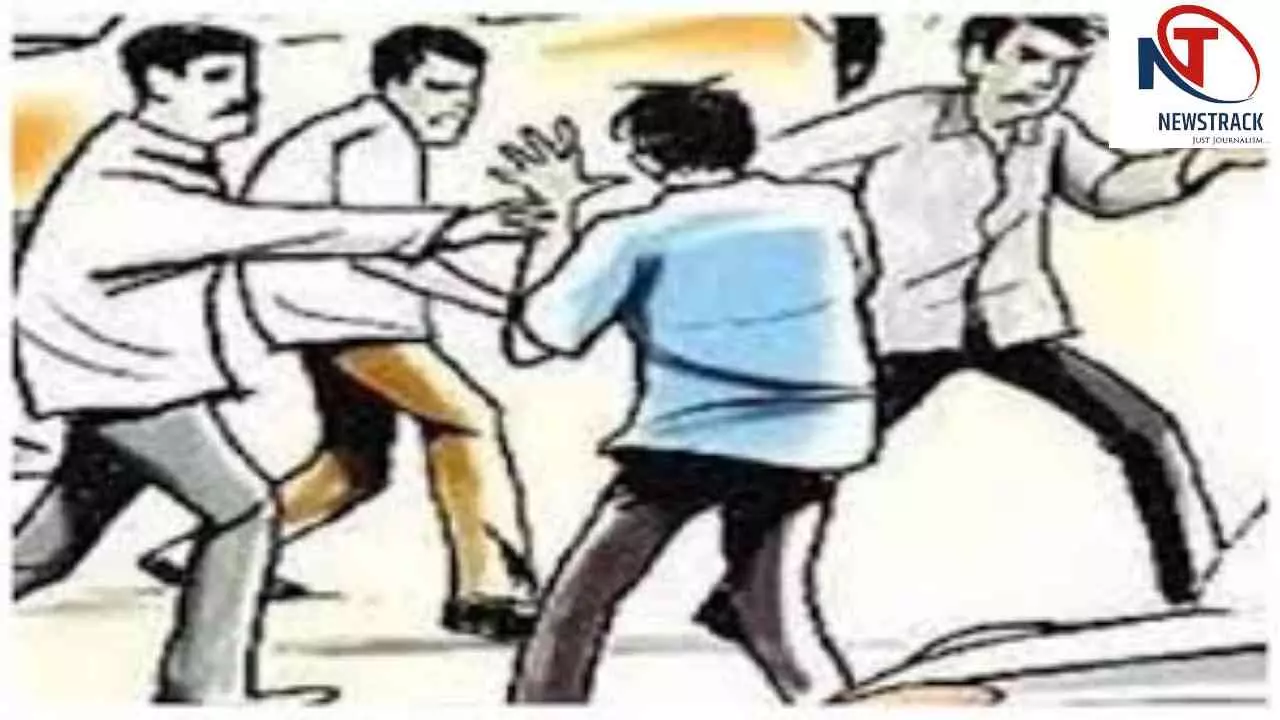 Sonbhadra: युवक को बांधकर पीटा, अर्द्धनग्न कर गांव में घुमाने का आरोप, भाई-भाभी से भी मारपीट