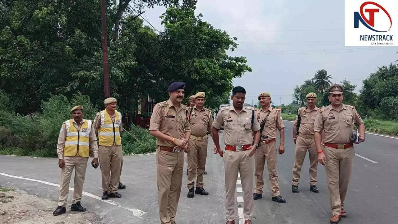 Etah News: दूसरे सोमवार पर उमड़ेंगे कांवड़िए, एसएसपी ने परखी जमीनी तैयारियां Etah News: दूसरे सोमवार पर उमड़ेंगे कांवड़िए, एसएसपी ने परखी जमीनी तैयारियां
