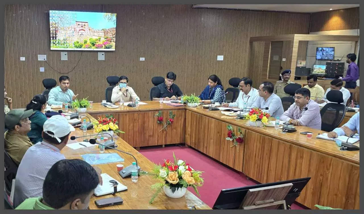 Preparations for Har Ghar Tringa Abhiyan on Independence Day will be held with elegance
