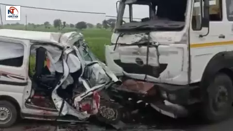 Dhar Road Accident | Six Gujarat Residents Killed
