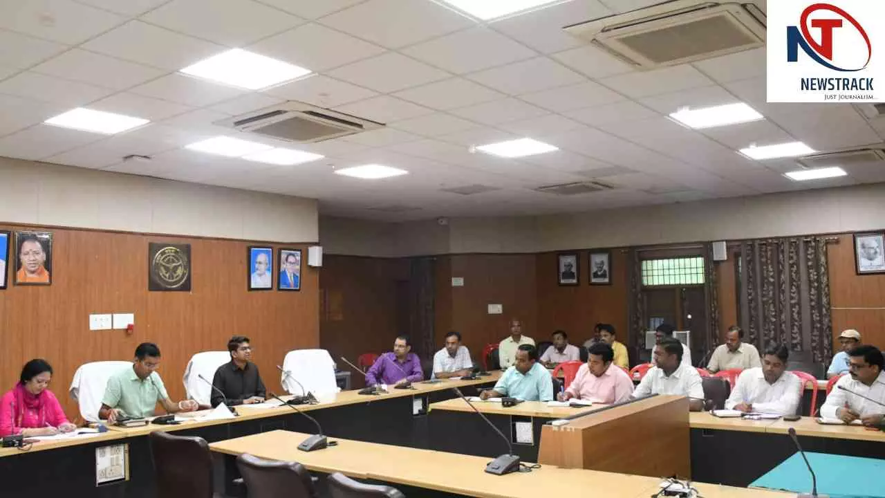 Siddharthnagar:  80वें स्वतंत्रता दिवस की तैयारी, ध्वजारोहण से रक्तदान शिविर तक होंगे कई कार्यक्रम
