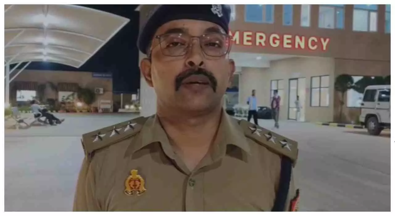 Mathura News: पुरानी रंजिश में युवक को मारी गोली, अस्पताल में भर्ती; आरोपियों की तलाश में जुटी पुल Mathura News: पुरानी रंजिश में युवक को मारी गोली, अस्पताल में भर्ती; आरोपियों की तलाश में जुटी पुल