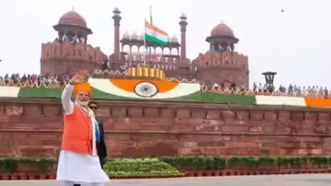 Vande Mataram 150 Years: Vande Mataram to Be Sung at Red Fort for the First Time Vande Mataram 150 Years: Vande Mataram to Be Sung at Red Fort for the First Time