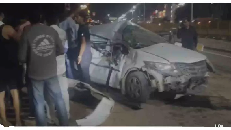 Mathura News: होंडा सिटी का टायर फटा, सीवर चैंबर से टकराई कार, फिर अज्ञात वाहन से भिड़ी; दो घायल Mathura News: होंडा सिटी का टायर फटा, सीवर चैंबर से टकराई कार, फिर अज्ञात वाहन से भिड़ी; दो घायल