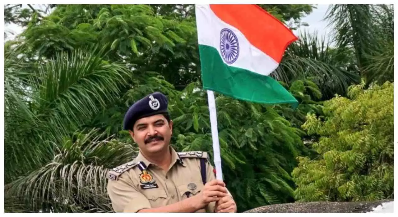 Hapur News: स्वतंत्रता दिवस पर मेरठ रेंज में हाई अलर्ट, 4 हजार पुलिसकर्मी संभालेंगे सुरक्षा Hapur News: स्वतंत्रता दिवस पर मेरठ रेंज में हाई अलर्ट, 4 हजार पुलिसकर्मी संभालेंगे सुरक्षा