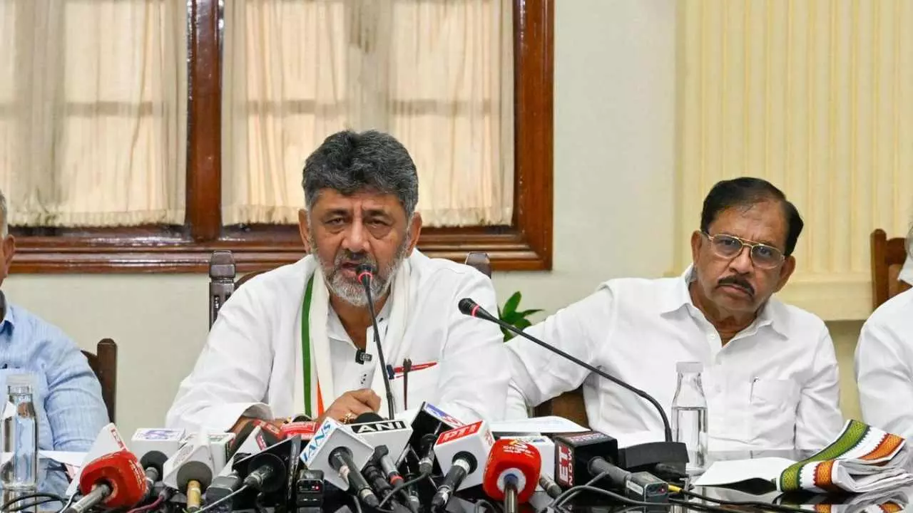 कर्नाटक में मंत्रियों के विभाग पर सस्पेंस खत्म, CM ने अपने पास रखे ये बड़े मंत्रालय, दिग्गजों से युवा नेताओं तक...जानें किसे क्या मिला