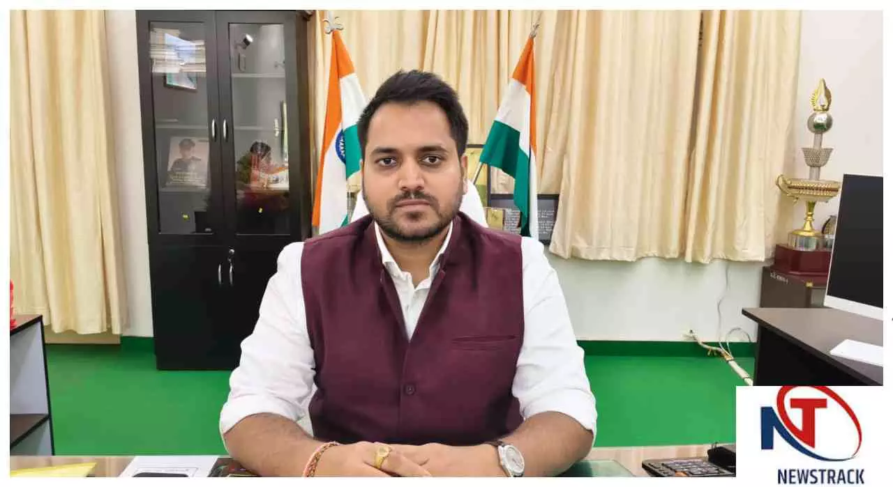 Sonbhadra News : दो प्राचीन मंदिरों का होगा भव्य कायाकल्प, 4 करोड़ से बदलेगी पूरी तस्वीर Sonbhadra News : दो प्राचीन मंदिरों का होगा भव्य कायाकल्प, 4 करोड़ से बदलेगी पूरी तस्वीर