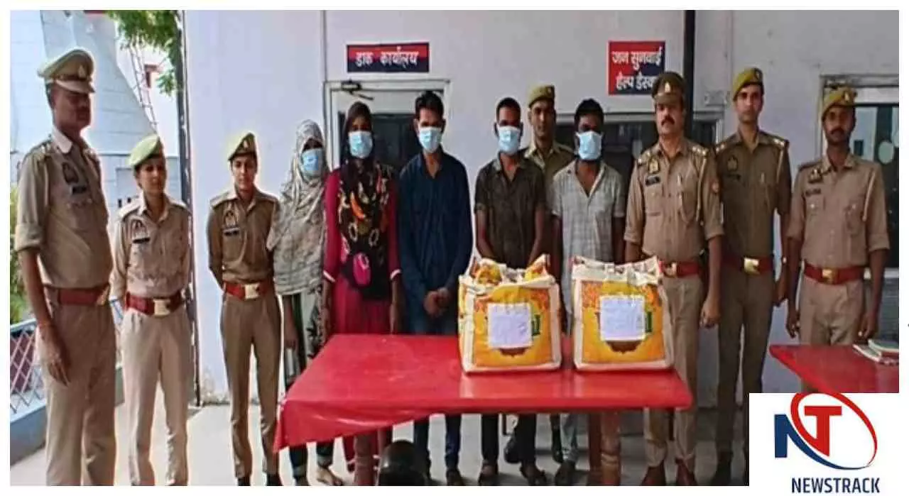 Aligarh News: पुलिस का बड़ा एक्शन, 20.6 किलो गांजा और दोपहिया वाहनों संग 5 तस्कर गिरफ्तार