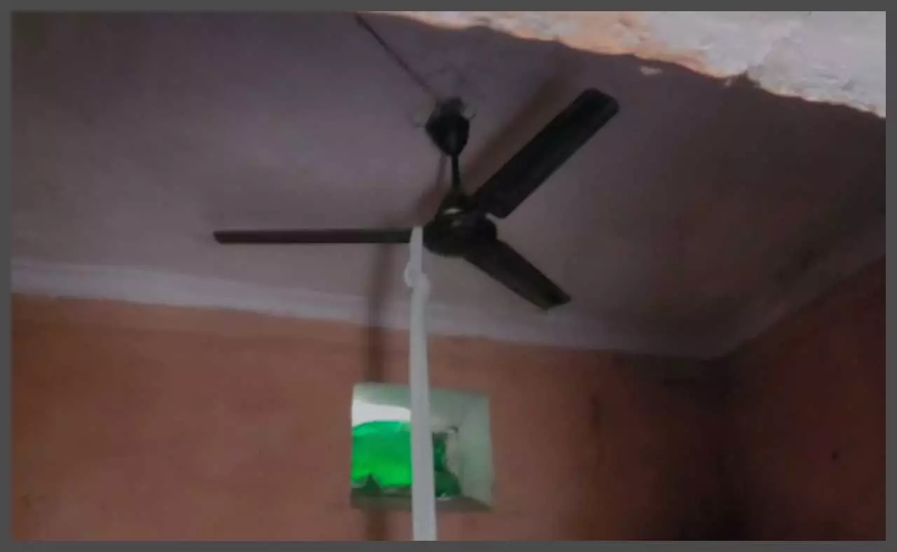 Saharanpur News: प्रेम प्रसंग के विवाद में दो छात्राओं ने लगाई फांसी, एक की मौत, दूसरी की बची जान