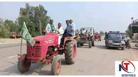 Bareilly News: किसान यूनियन टिकैत ने निकाली तिरंगा यात्रा, किसानों की समस्याओं को लेकर उठाई आवाज Bareilly News: किसान यूनियन टिकैत ने निकाली तिरंगा यात्रा, किसानों की समस्याओं को लेकर उठाई आवाज