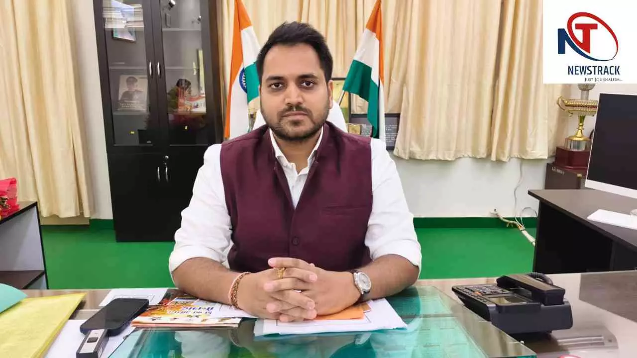 Sonbhadra News: 80वें स्वतंत्रता दिवस पर देशभक्ति के रंग में रंगेगा सोनभद्र, होंगे विविध कार्यक्रम Sonbhadra News: 80वें स्वतंत्रता दिवस पर देशभक्ति के रंग में रंगेगा सोनभद्र, होंगे विविध कार्यक्रम
