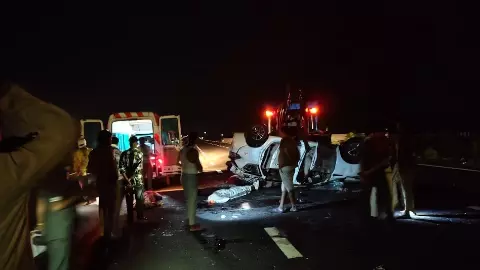 Mumbai Delhi Expressway Accident