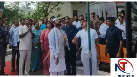 Raebareli News: मंत्री मनोज पांडेय का बड़ा बयान, तिरंगा फहराकर शहीदों को किया नमन