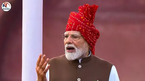 PM Modi Stumbles Independence Day Speech | Opposition Shares Video PM Modi Stumbles Independence Day Speech | Opposition Shares Video