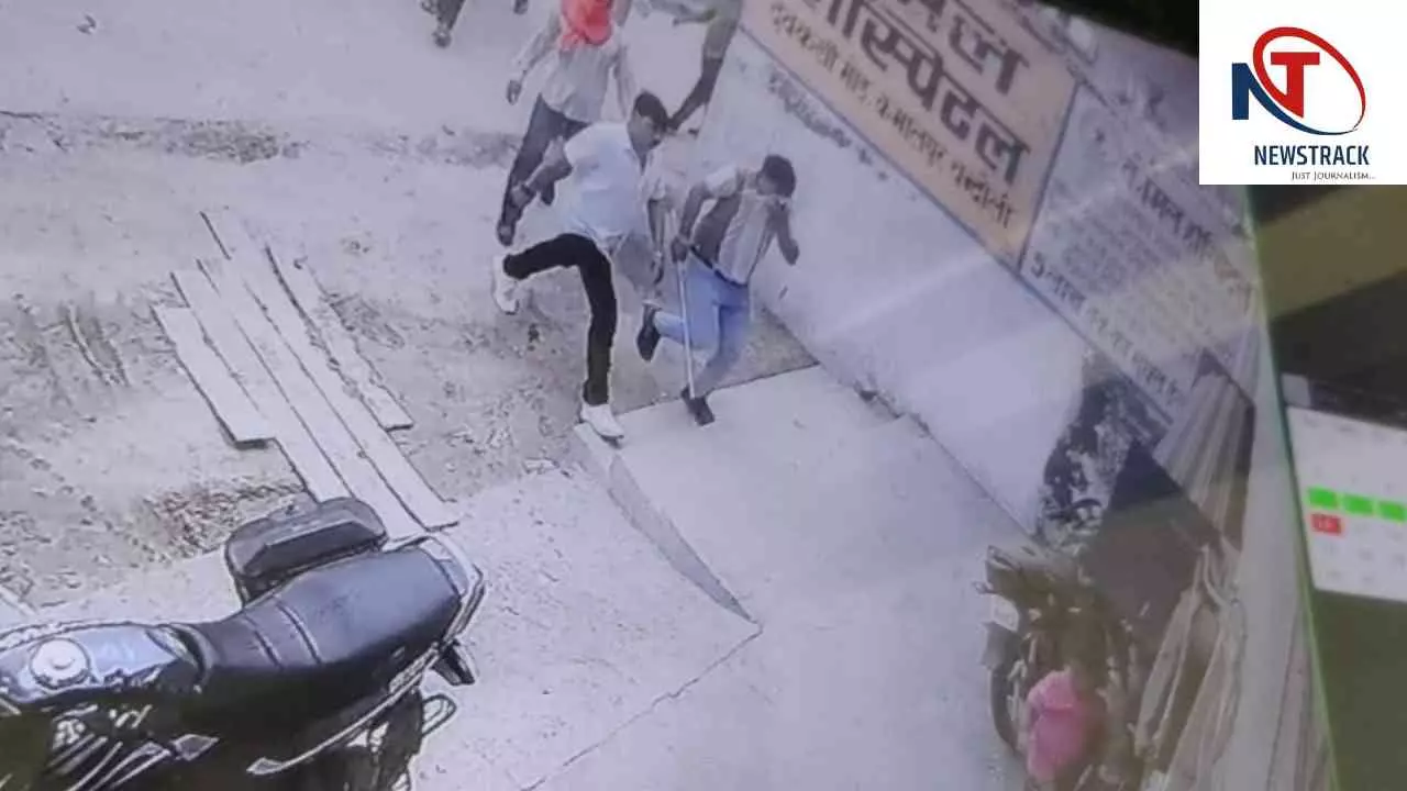 Chandauli: कोमल हॉस्पिटल में दबंगों का तांडव, तोड़फोड़ के साथ स्टाफ से मारपीट; 10 के खिलाफ मुकदमा
