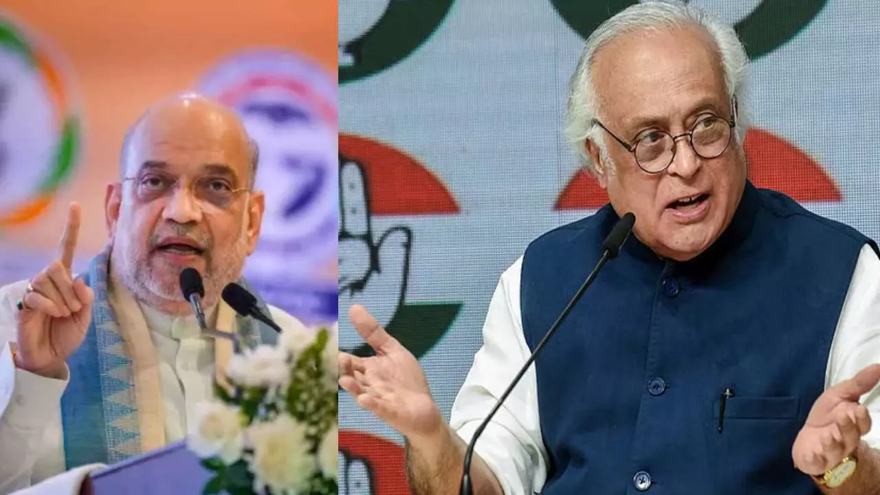 ‘वंदे मातरम्’ पर घिरी कांग्रेस का पलटवार, शाह से पूछा- अपनी नाकामियों पर कब देंगे जवाब? ‘वंदे मातरम्’ पर घिरी कांग्रेस का पलटवार, शाह से पूछा- अपनी नाकामियों पर कब देंगे जवाब?