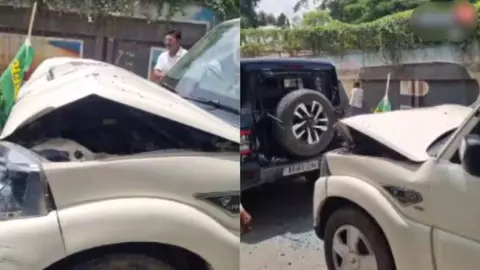 निशांत कुमार के काफिले में भयंकर हादसा! थार-स्कॉर्पियो में जोरदार टक्कर, गाड़ियों के उड़े परखच्चे निशांत कुमार के काफिले में भयंकर हादसा! थार-स्कॉर्पियो में जोरदार टक्कर, गाड़ियों के उड़े परखच्चे