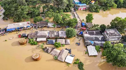 ओडिशा में बाढ़ से महातबाही! 5 लाख से ज्यादा लोग प्रभावित, 90 रेस्क्यू टीमें तैनात, भारी बारिश का हाई अलर्ट जारी
