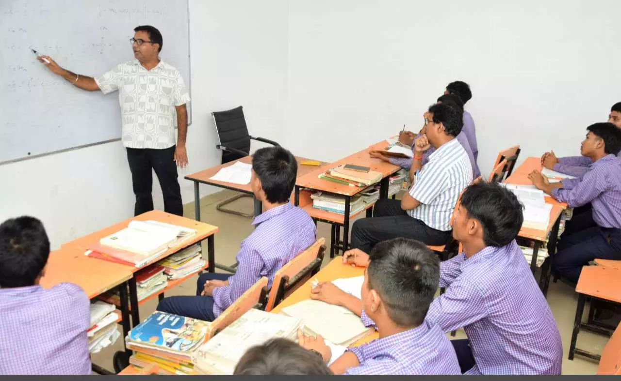 Chemistry sir becomes DM in Lakhimpur, difficult questions asked by children