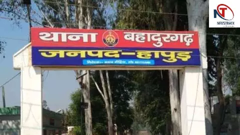 Hapur News: फर्जी दस्तावेजों से लाखों की जमीन बेचने का आरोप, एसपी से लगाई न्याय की गुहार