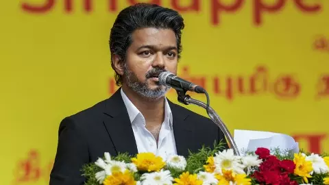 जोसेफ विजय सरकार पर लगा भ्रष्टाचार का पहला आरोप, ₹5.54 करोड़ के टेंडर पर BJP ने उठाए सवाल जोसेफ विजय सरकार पर लगा भ्रष्टाचार का पहला आरोप, ₹5.54 करोड़ के टेंडर पर BJP ने उठाए सवाल