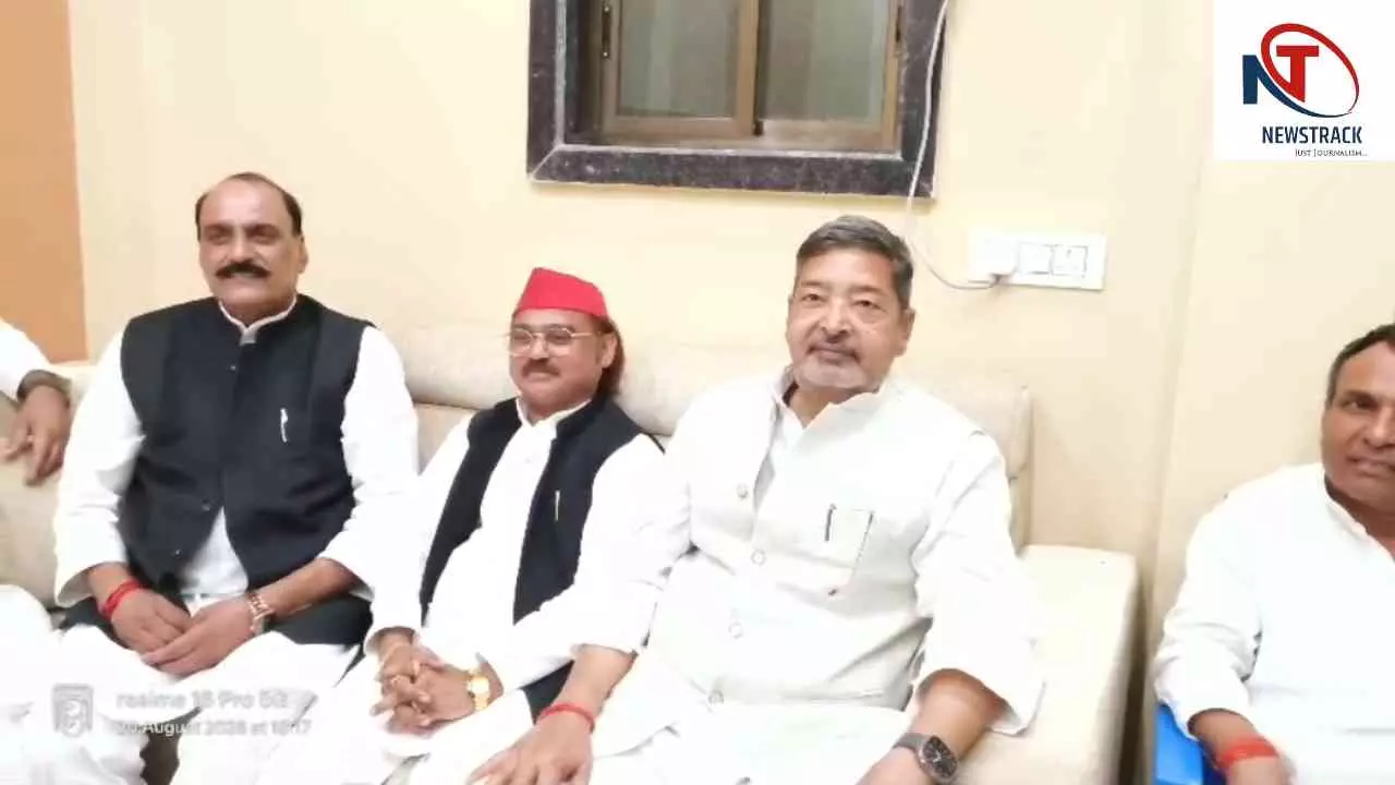 Chandauli News: भाजपा गरीबों का उत्पीड़न कर उन्हें फिर से नक्सली बनाना चाहती है: सपा सांसद Chandauli News: भाजपा गरीबों का उत्पीड़न कर उन्हें फिर से नक्सली बनाना चाहती है: सपा सांसद