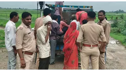 Jalaun News: ट्रेन की चपेट में आने से 45 वर्षीय युवक की मौत, परिवार में मचा कोहराम