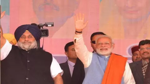 पंजाब में फिर साथ आएंगे अकाली दल-BJP? हरसिमरत के बाद मजीठिया के बयान से बढ़ी गठबंधन की अटकलें पंजाब में फिर साथ आएंगे अकाली दल-BJP? हरसिमरत के बाद मजीठिया के बयान से बढ़ी गठबंधन की अटकलें