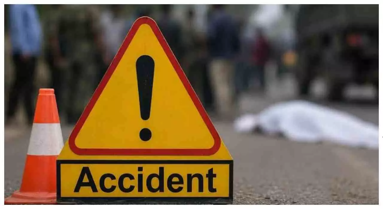 Jalaun News: बोलेरो की जोरदार टक्कर, युवक कई मीटर तक घसीटा गया, कानपुर रेफर