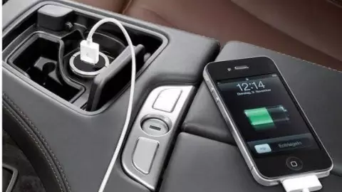 Car Phone Charging: 6 Mistakes That Could Drain Your Car Battery