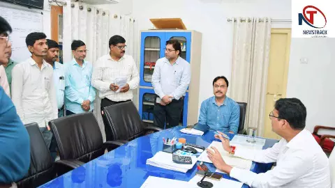 Lakhimpur kheri News: लखीमपुर खीरी में आधार बेस्ड ऑनलाइन अटेंडेंस अनिवार्य, तभी होगा वेतन आहरण: डीएम