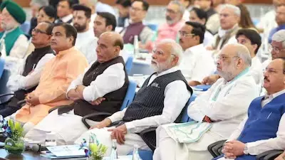 BJP संगठन के बाद अब मोदी कैबिनेट में फेरबदल? 12 पद खाली, यूपी से पंजाब तक बदलेंगे समीकरण BJP संगठन के बाद अब मोदी कैबिनेट में फेरबदल? 12 पद खाली, यूपी से पंजाब तक बदलेंगे समीकरण