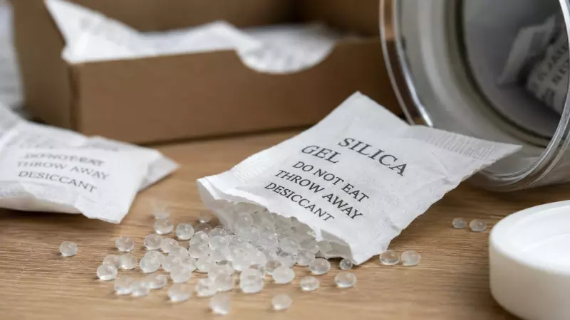 How Silica Gel Works How Silica Gel Works