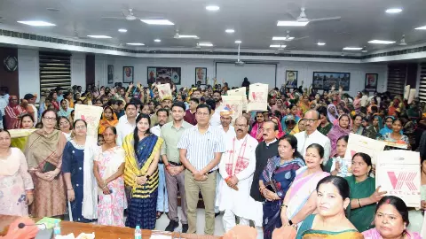 Lakhimpur kheri News: रक्षाबंधन पर महिलाओं को योगी सरकार की सौगात, तीन दिन मुफ्त बस यात्रा सुविधा