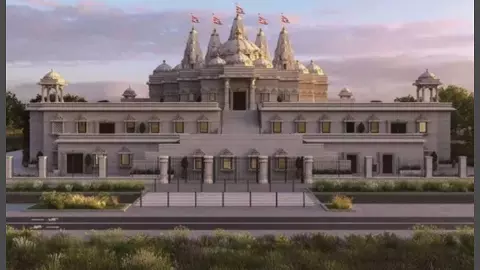 Hindu Mandir In Paris: पेरिस में फ्रांस का पहला पारंपरिक पाषाण हिंदू मंदिर बनकर तैयार हुआ
