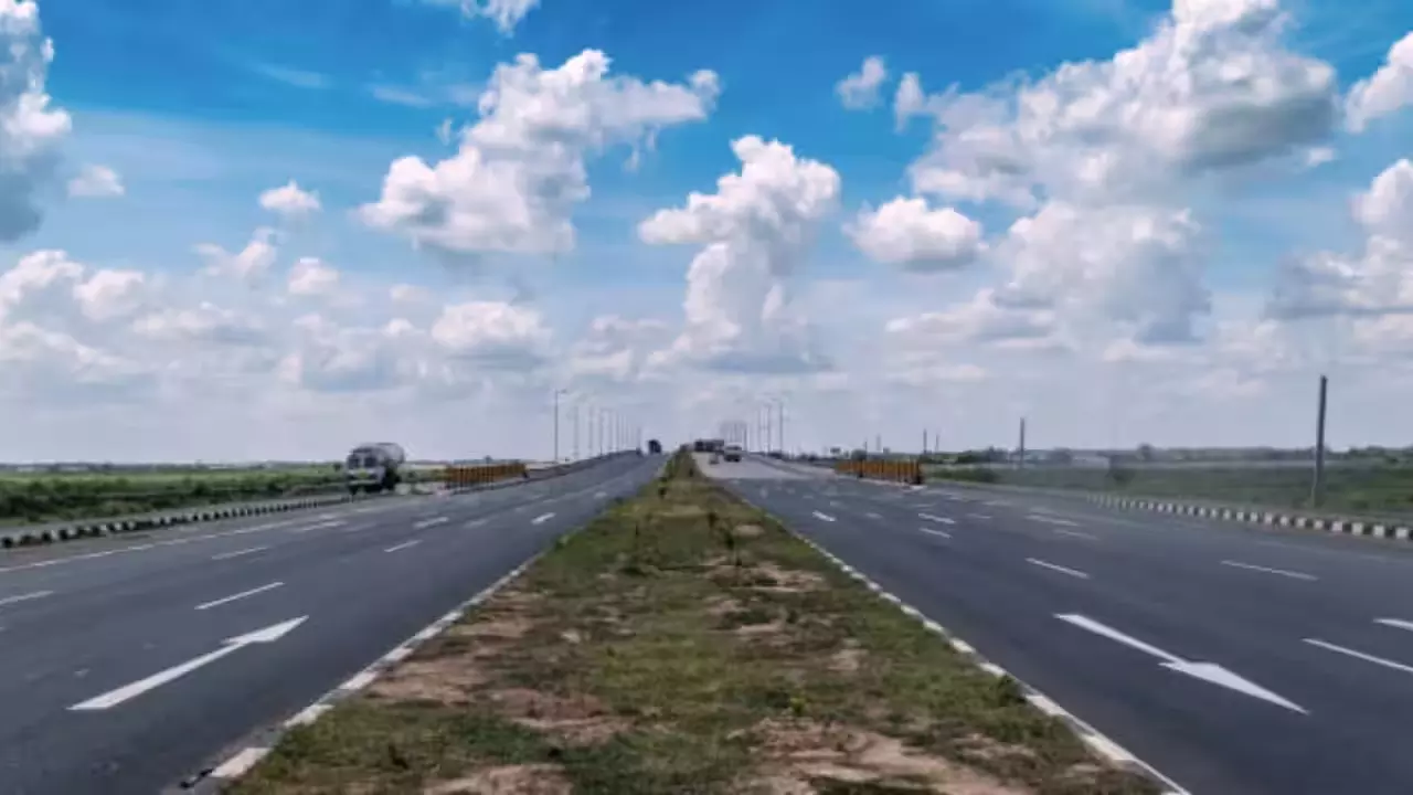 अब सिर्फ 395 KM! Bhopal से Prayagraj अब चंद घंटों में! 195 KM घटेगी दूरी, सागर-सतना एक्सप्रेसवे को मिली मंजूरी