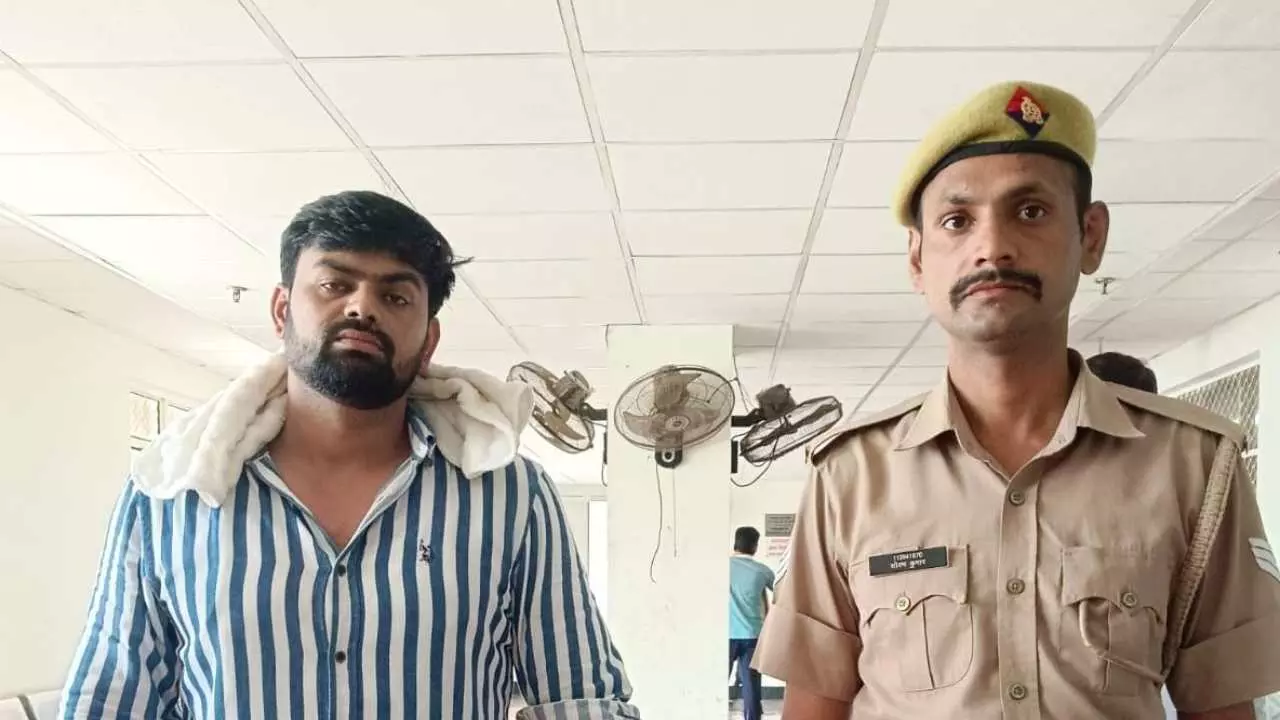 Bulandshahr News: पुलिस मुठभेड़ में घायल बदमाश को 8 साल बाद 7 साल की सजा, 15 हजार रुपये जुर्माना Bulandshahr News: पुलिस मुठभेड़ में घायल बदमाश को 8 साल बाद 7 साल की सजा, 15 हजार रुपये जुर्माना