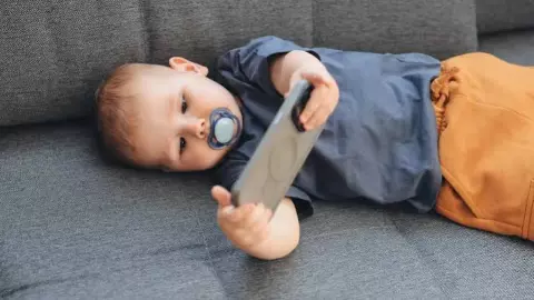 Screen Time Study: Early Smartphone Use May Affect Kids’ Learning and Memory
