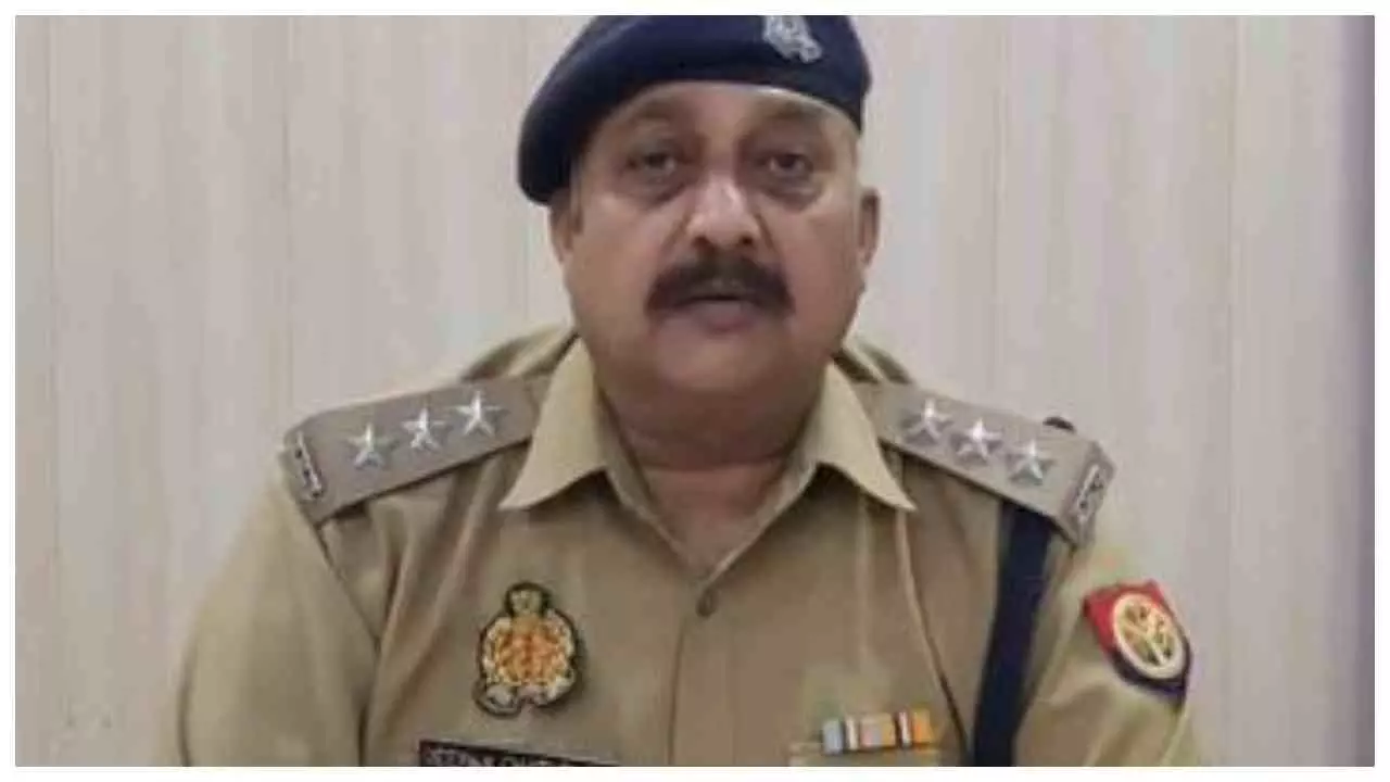 Hapur Missing Children: ढाई साल बाद मिला बेटा तो छलके आंसू, हापुड़ पुलिस ने 9 लापता बच्चे खोज निकाले Hapur Missing Children: ढाई साल बाद मिला बेटा तो छलके आंसू, हापुड़ पुलिस ने 9 लापता बच्चे खोज निकाले