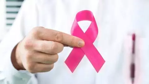 Cancer से बचाव के लिए आज ही बदलें ये आदतें! छोटी-सी लापरवाही पड़ सकती है भारी Cancer से बचाव के लिए आज ही बदलें ये आदतें! छोटी-सी लापरवाही पड़ सकती है भारी
