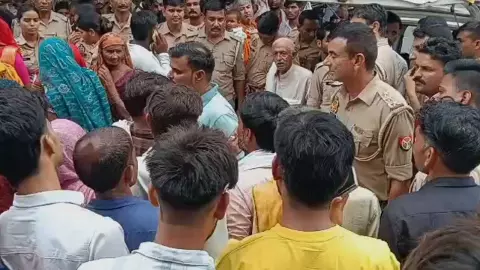 Relatives cause commotion after Adheds death Relatives cause commotion after Adheds death