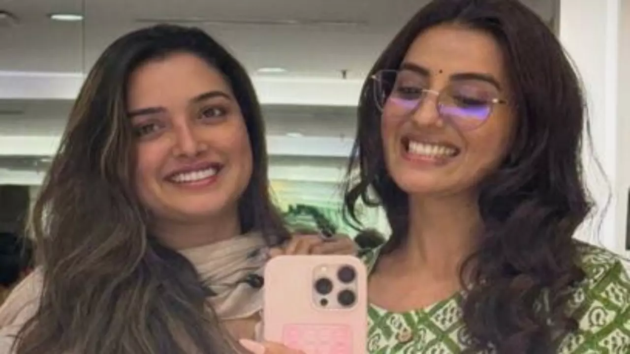 akshara-singh-on-amrapali-dubey-entertainment-latest-hindi-news