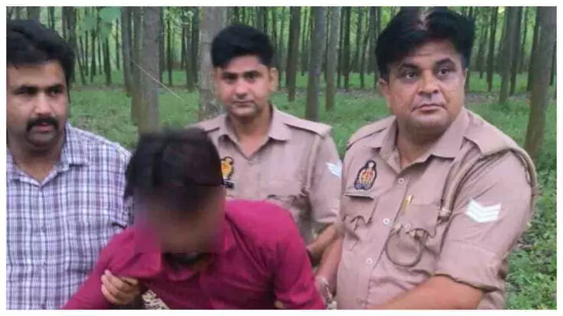 सहारनपुर में तड़के एनकाउंटर! दो लुटेरे गोली लगने के बाद गिरफ्तार, तीसरा जंगल में फरार सहारनपुर में तड़के एनकाउंटर! दो लुटेरे गोली लगने के बाद गिरफ्तार, तीसरा जंगल में फरार