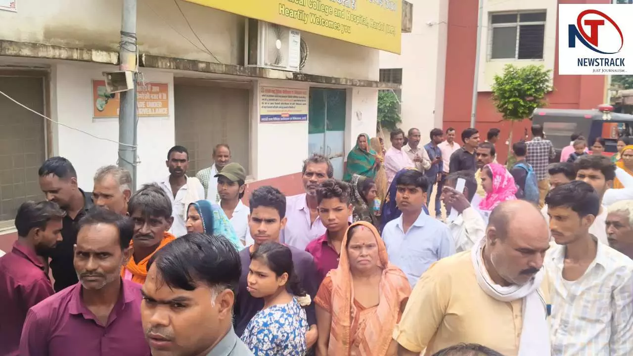 Hardoi News: ढाई बीघा खेत का विवाद या शक की आग? पत्नी को गोली मारने के बाद कथावाचक पति फरार
