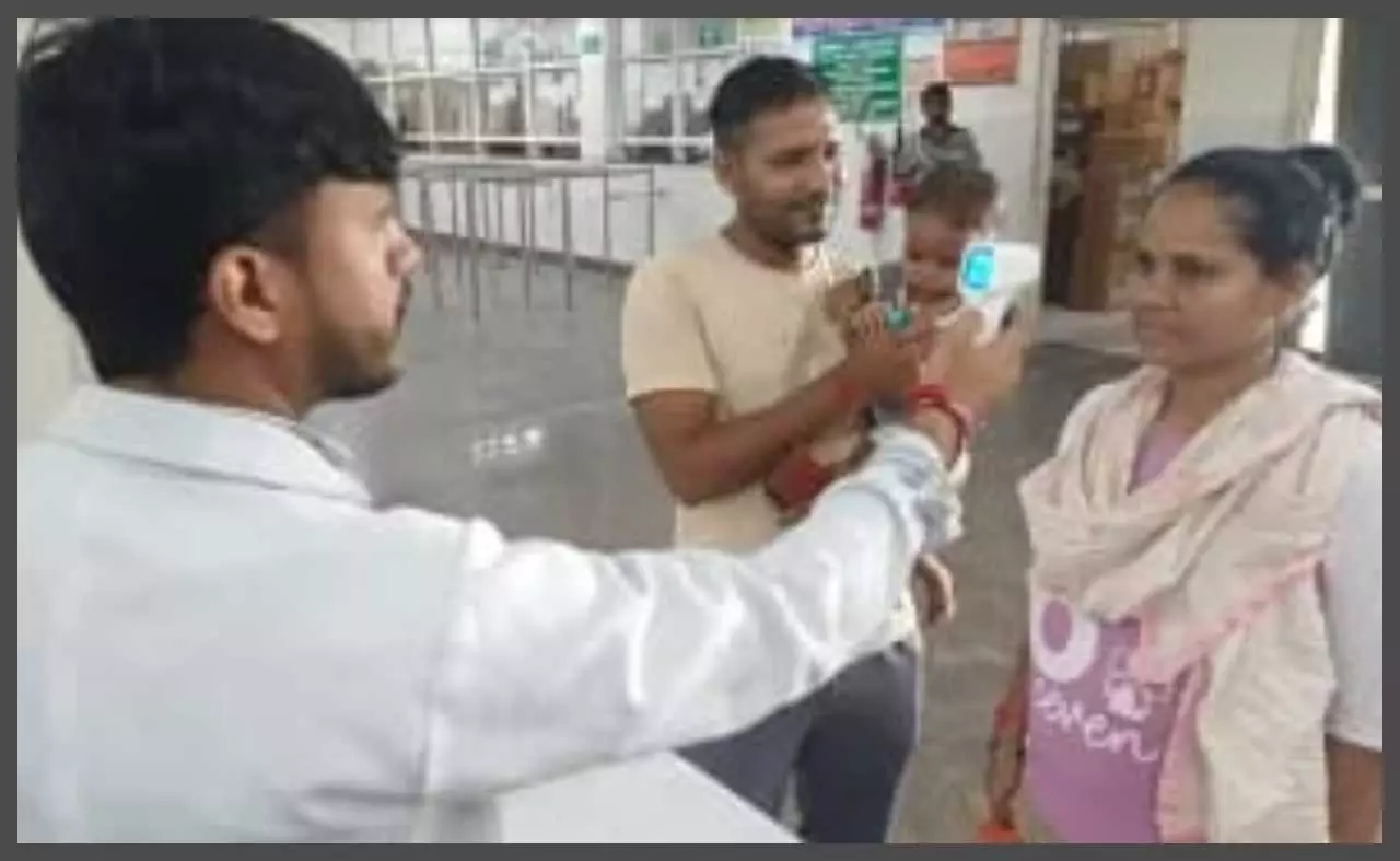 First check of fever started at district hospital gate, screening of 200 patients from childhood rabies First check of fever started at district hospital gate, screening of 200 patients from childhood rabies