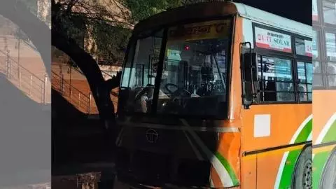Etah Road Accident