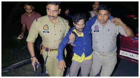 Firozabad News: टूंडला में सर्राफा दुकान नकबजनी का खुलासा, मुठभेड़ में एक घायल; 3 गिरफ्तार Firozabad News: टूंडला में सर्राफा दुकान नकबजनी का खुलासा, मुठभेड़ में एक घायल; 3 गिरफ्तार