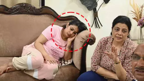 21 दिन, 330 कॉल्स...कानपुर के करोड़पति हत्याकांड में खौफनाक खुलासा! कॉल रिकॉर्ड्स ने खोली खूनी साजिश की परतें 21 दिन, 330 कॉल्स...कानपुर के करोड़पति हत्याकांड में खौफनाक खुलासा! कॉल रिकॉर्ड्स ने खोली खूनी साजिश की परतें