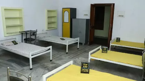 राजधानी में ‘मौत के मुहाने’ पर छात्र: लखनऊ के 95% PG बिना फायर NOC? 50 साल पुरानी इमारतों में जिंदगी दांव पर