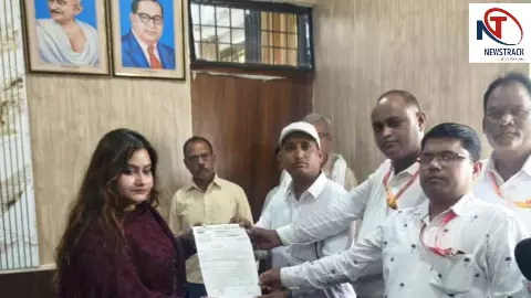 Azamgarh News: महिला पत्रकारों के उत्पीड़न के विरोध में आजमगढ़ में पत्रकार संगठन ने सौंपा ज्ञापन
